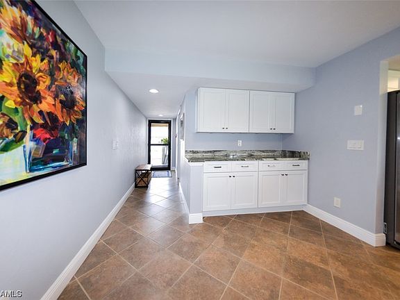 4th image of 5690 Trailwinds Dr APT 621