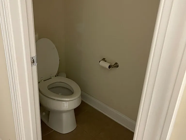 111 Elton Farm Cir — Photo 15