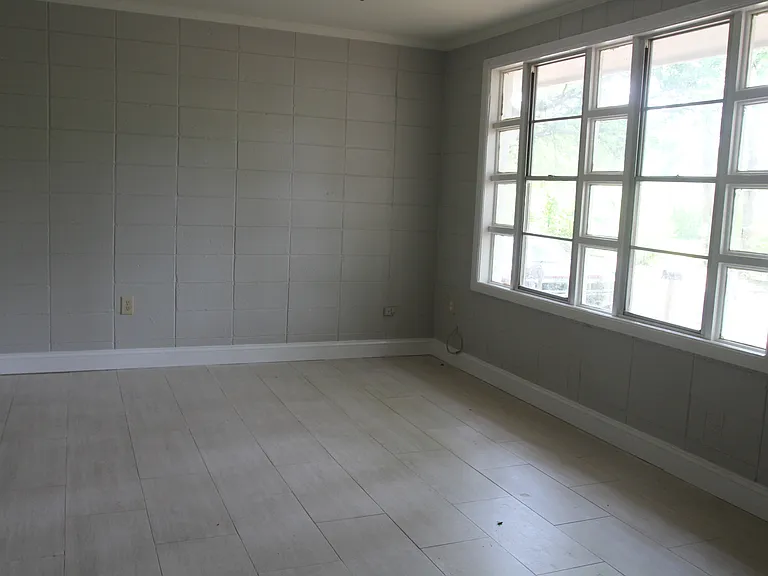 1306 Maryland Dr #B — Photo 10