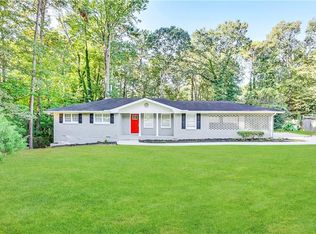 369 Navarre Dr, Stone Mountain, GA 30087