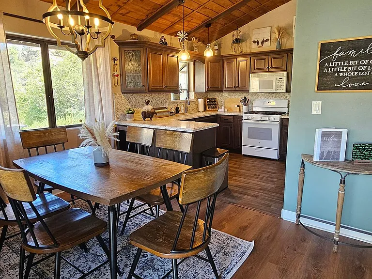37 Oak Pl — Photo 7