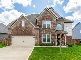 136 Castle Acre Way, Georgetown, KY 40324