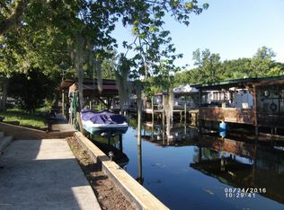 136 Creekside Rd, Satsuma, FL 32189