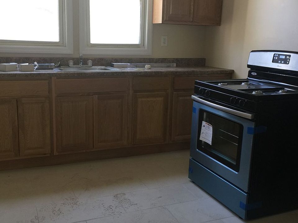 2nd image of 357 Seymour Ave #1