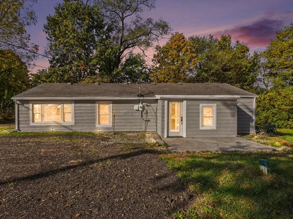 2909 S 13th St, Niles, MI 49120
