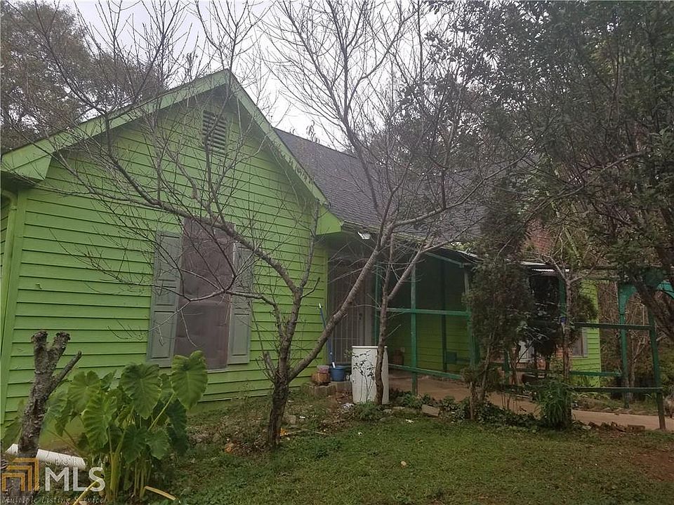 1st image of 1745 Hidden Shoals Dr SE