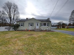 54 Circle Dr, Mansfield, CT 06250