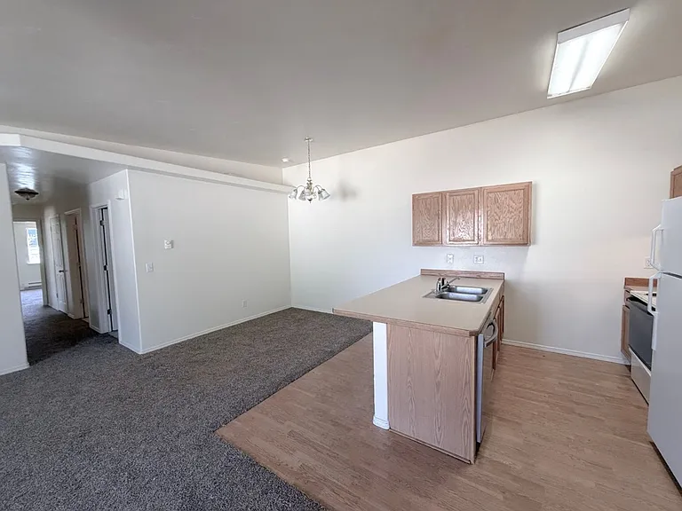 1444 Evergreen Dr — Photo 6