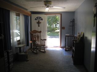 34 E Mill St, New Palestine, IN 46163