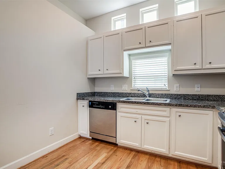 2710 Hullsmith Dr #401 — Photo 19