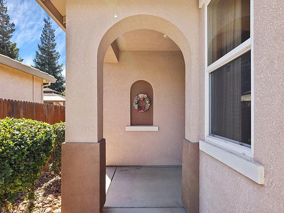 3rd image of 1246 Camilla Ct