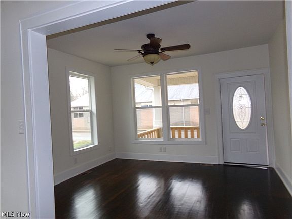 2nd image of 417 Brighton Blvd