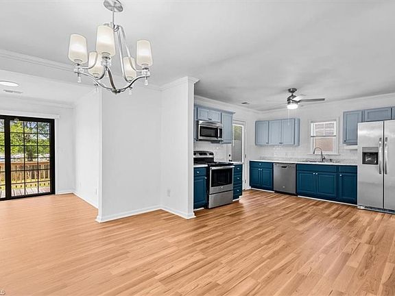3rd image of 1804 Longfellow St