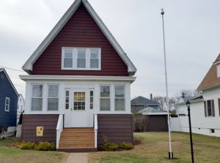 61 Meinzer St, Avenel, NJ 07001
