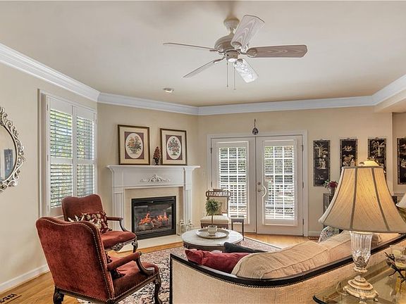 2nd image of 153 Exmoor Ct