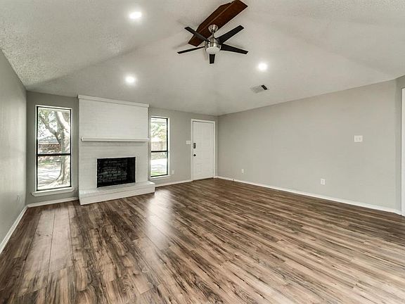 5th image of 2202 Placid Dr