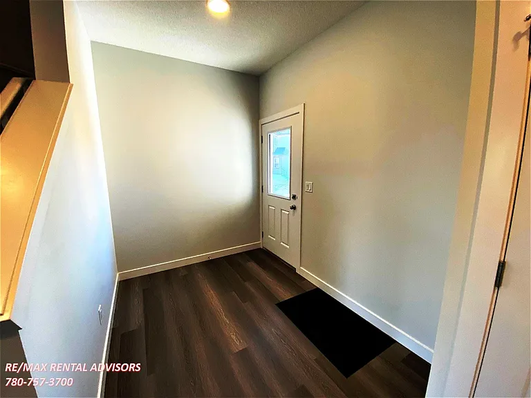 1543 12th Ave NW — Photo 5
