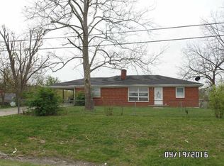 2042 Irvine Rd, Winchester, KY 40475