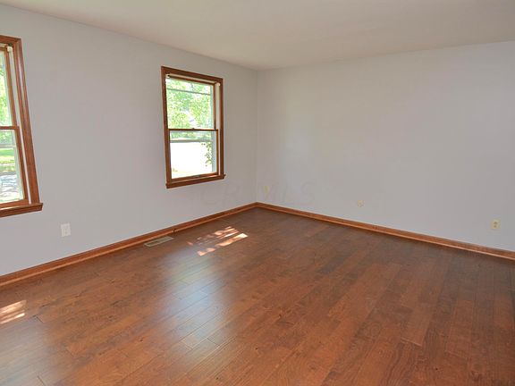 3rd image of 6413 Highlawn Dr