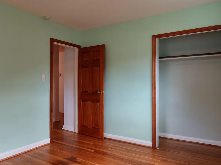 109 Deep Dale Dr — Photo 14
