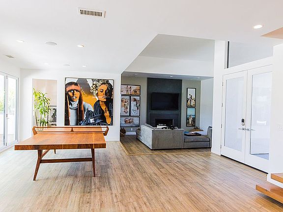 Home entrance to the right