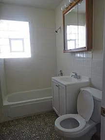 2859 N Austin Ave — Photo 4