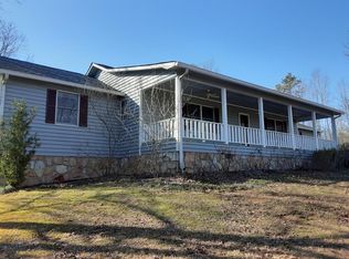 259 N Lake Dr, Chatsworth, GA 30705