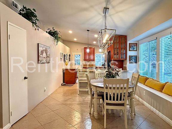 5th image of 2175 Johnston Rd