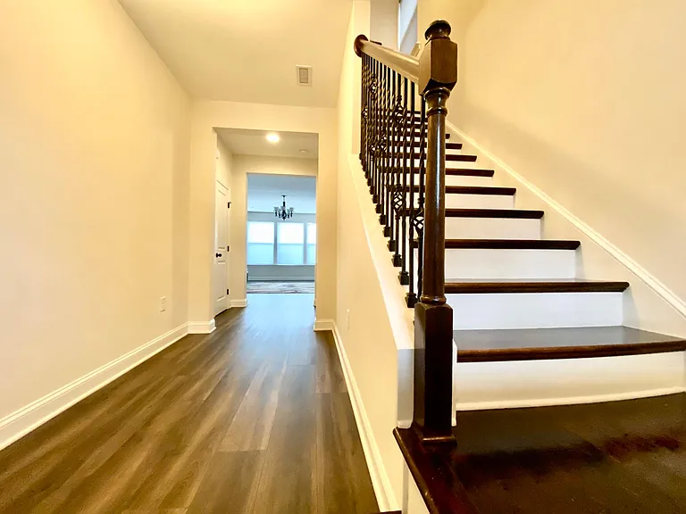 121 Concordia Woods Dr — Photo 9