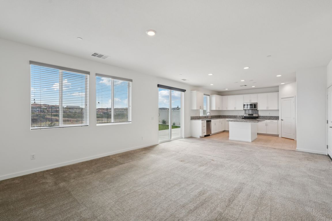 next background image