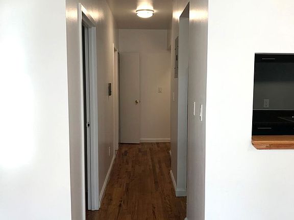 4th image of 1664 Park Ave APT 2B
