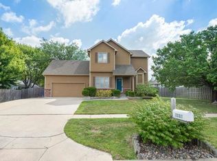 2112 S Cooper St, Wichita, KS 67207