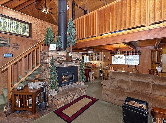 2nd image of 31400 Firwood Dr