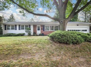 5918 S Hill Dr, Madison, WI 53705