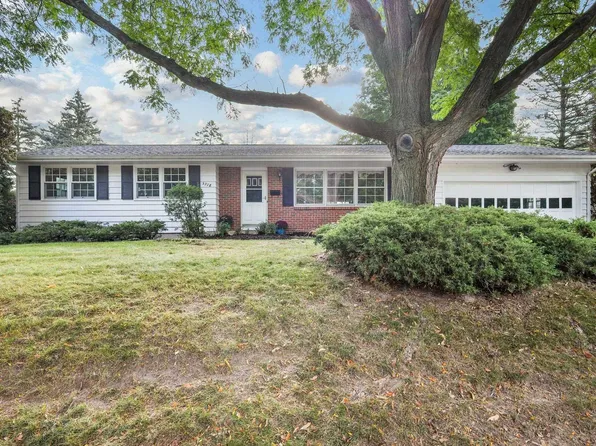 5918 S Hill Dr, Madison, WI 53705