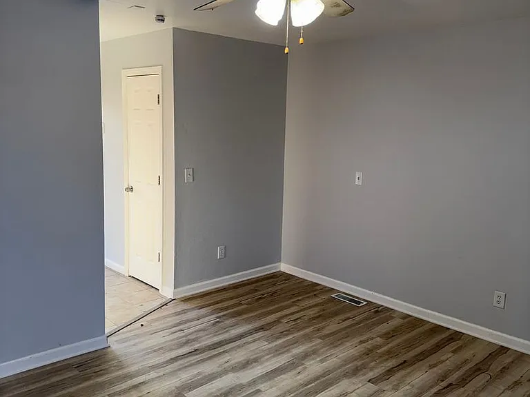 850 Saint Bartholomew Dr — Photo 24