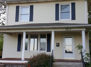1617 W 3rd St, Sedalia, MO 65301