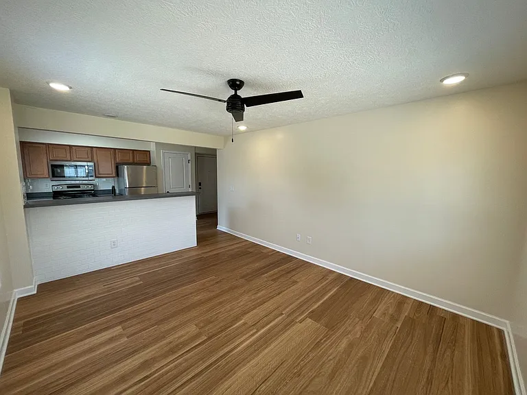 165 E. 11th Ave. MG — Photo 6