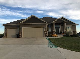 1367 Percheron Dr, Eagle, NE 68347