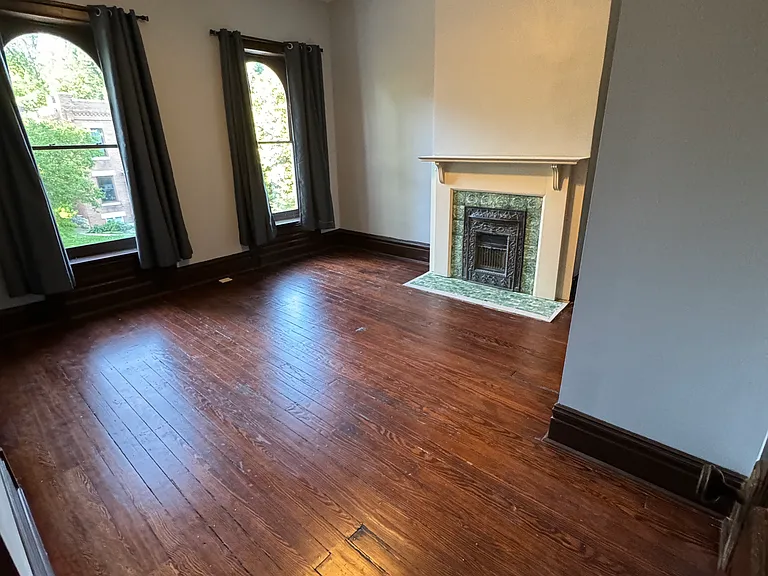 4230 Castleman Ave — Photo 10