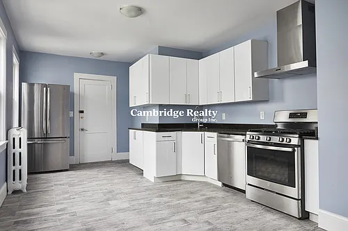 52 Mansfield St Photo 1