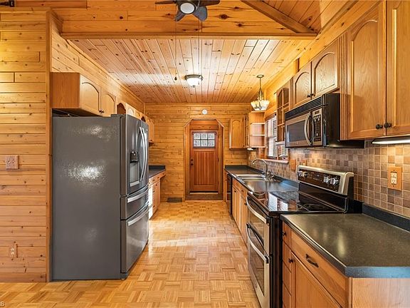 4th image of 347 Cypress Ln