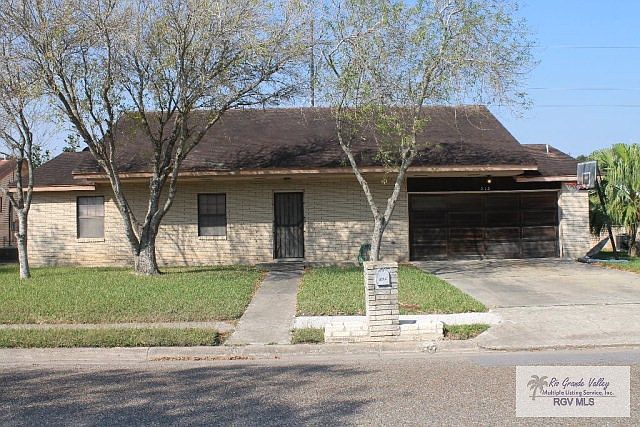 1st image of 515 La Mancha Dr
