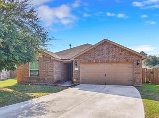 327 Pine Mist Ln, Conroe, TX 77304