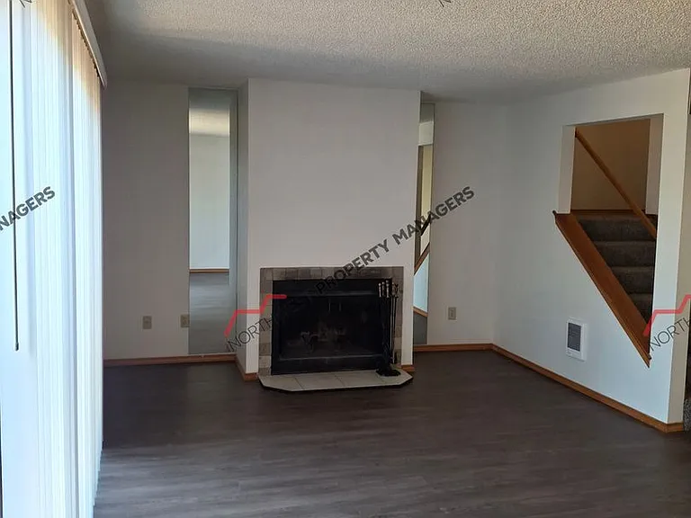 1301-1305 NW Airport Rd — Photo 14