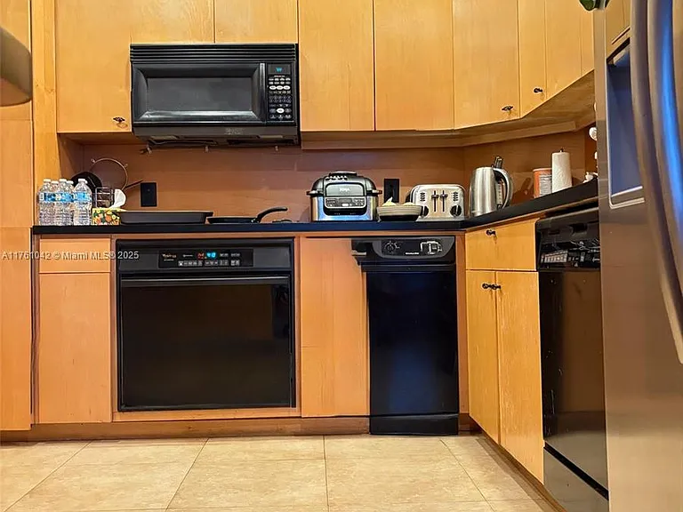 1965 S Ocean Dr #2F — Photo 6