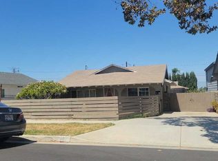 211 Burr St, Corona, CA 92882