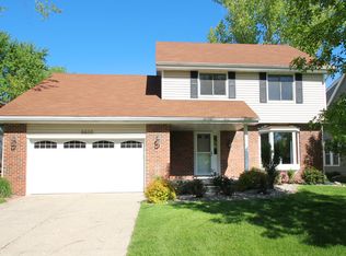9605 Hammontree Dr, Urbandale, IA 50322