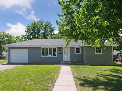 828 Atwood St S, Shakopee, MN, 55379