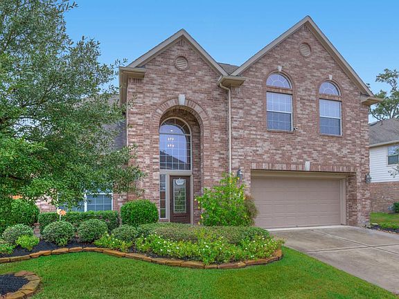 4th image of 6 N Rocky Point Cir